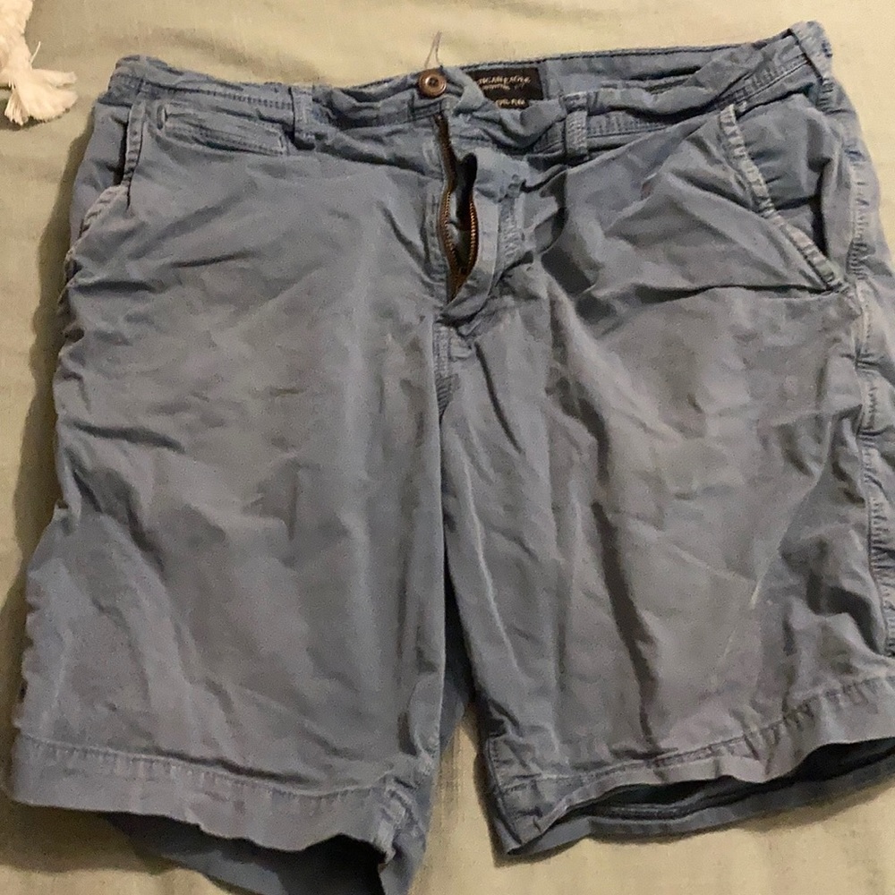 Men’s American eagle shorts size 36